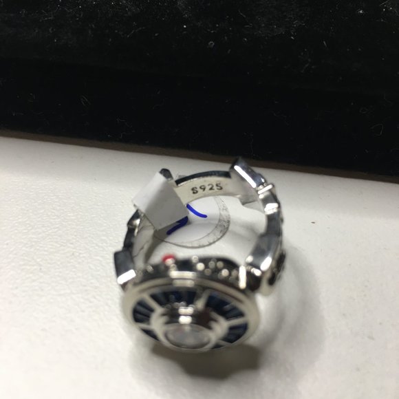 ring - Picture 5 of 5